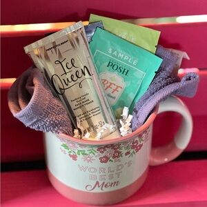 Perfectly Posh Holiday Cups